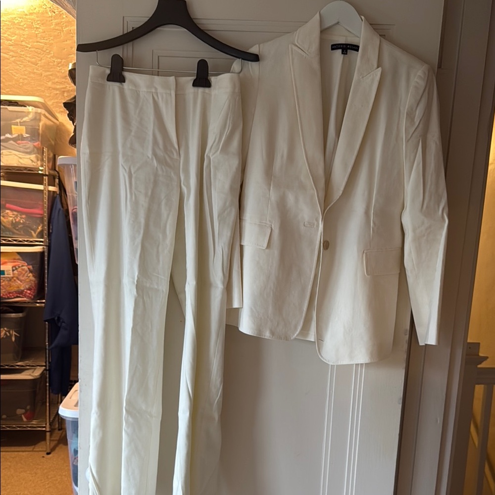 Elegant White Blazer and Pants Set